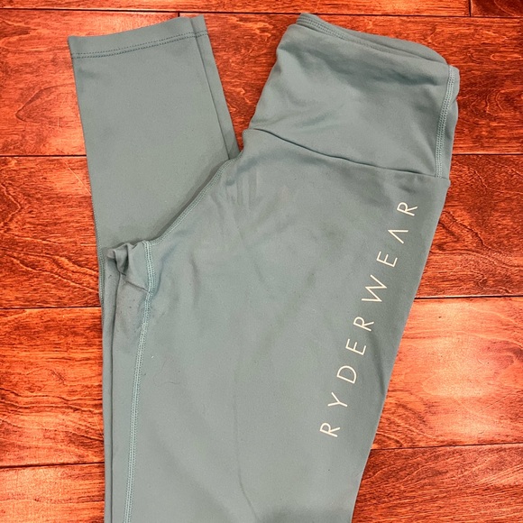 Teal Scrunch Butt Ryderwear Leggings - Picture 1 of 2
